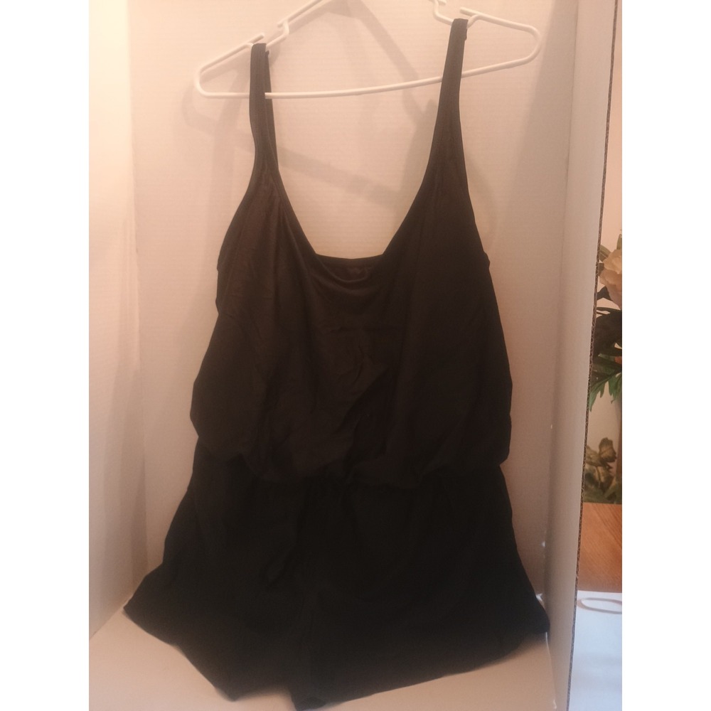 Ellen Tracy One Piece Swimsuit Womens 14 Black Romper/Short Padded Stretch